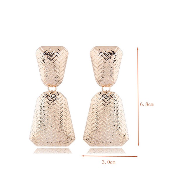 LRC Anting Tusuk Fashion Metal Geometric Stud Earrings A57497