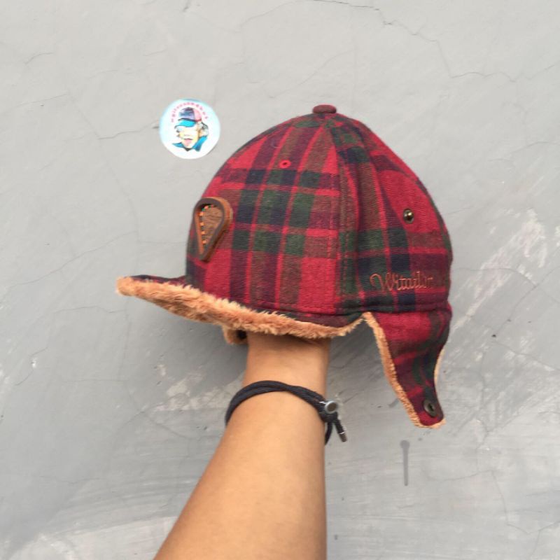 topi Eearflap Witailor