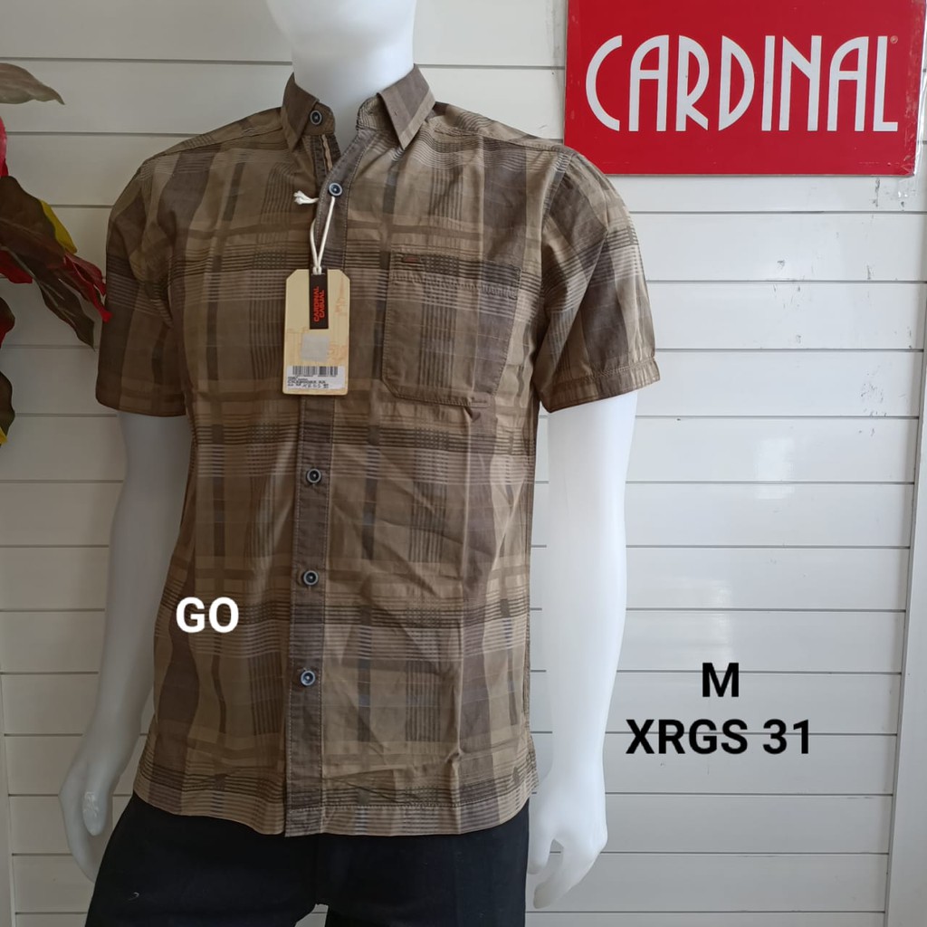 gof M CARDINAL KEMEJA CASUAL Pakaian Atasan Pria Kemeja Reguler Hem Casual Santai Lengan Pendek