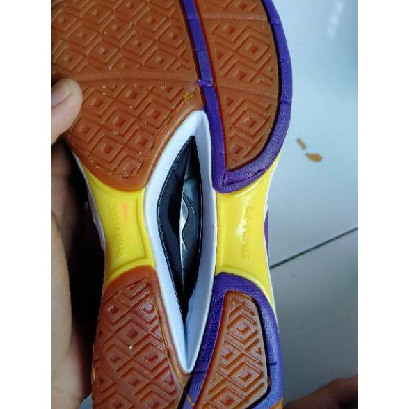 zd IOP72 Sepatu lining champion obral murah size 39 40 zd IOP72 Sepatu lining champion obral murah size 39 40