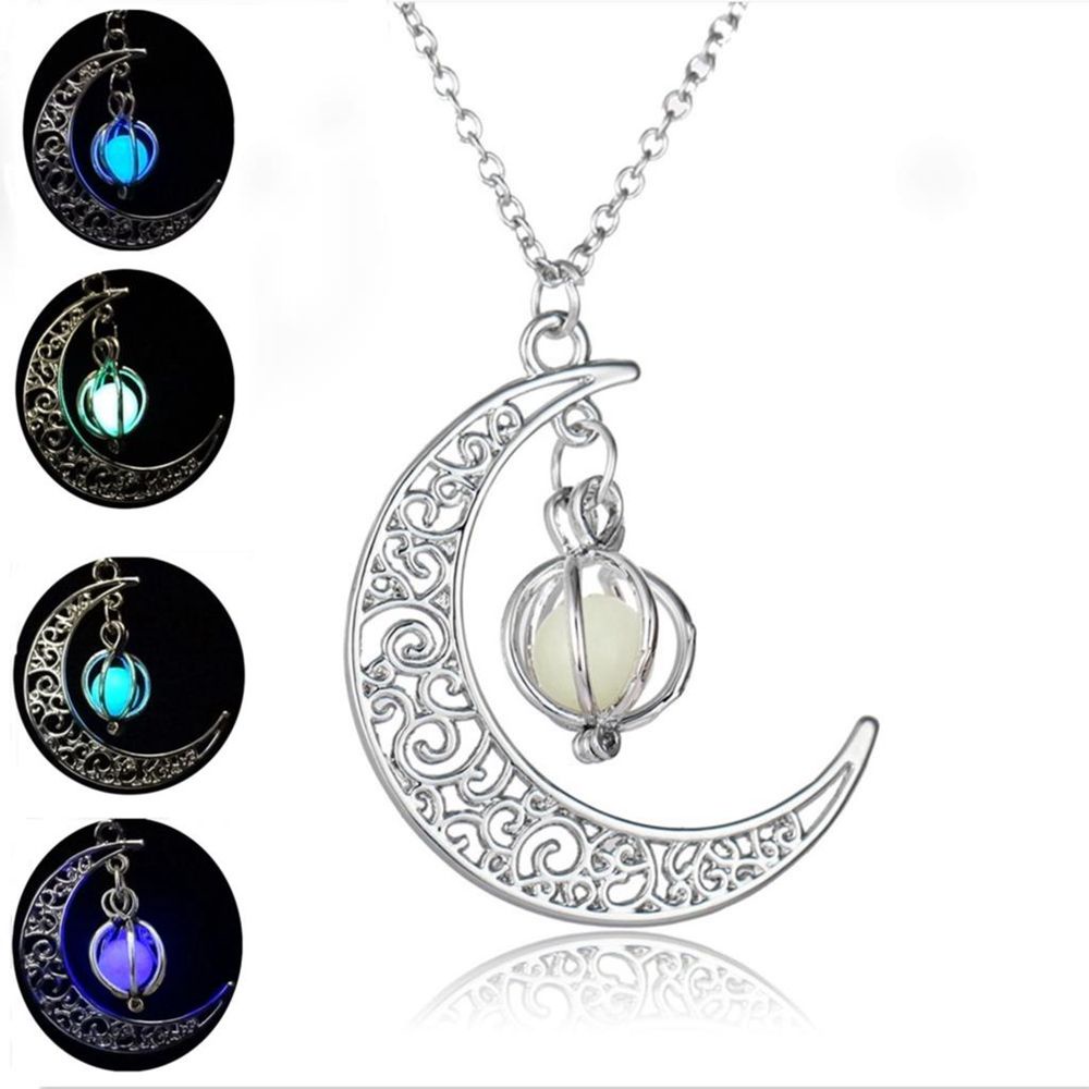 Kalung Liontin Bulan Dan Labu Luminous Glow In The Dark Multicolor Lapis Silver Untuk Unisex