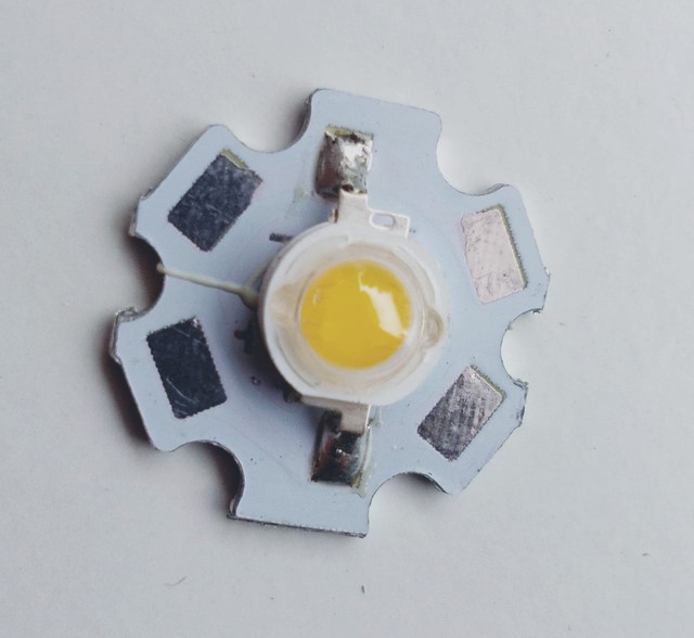 [DSP-9251] LED HPL 5WATT PUTIH KEKUNINGAN 3000K GENUINE EPISTAR PLUS PCB