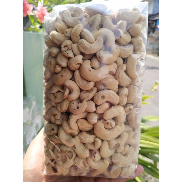 

KACANG METE / MEDE MENTAH 1kg