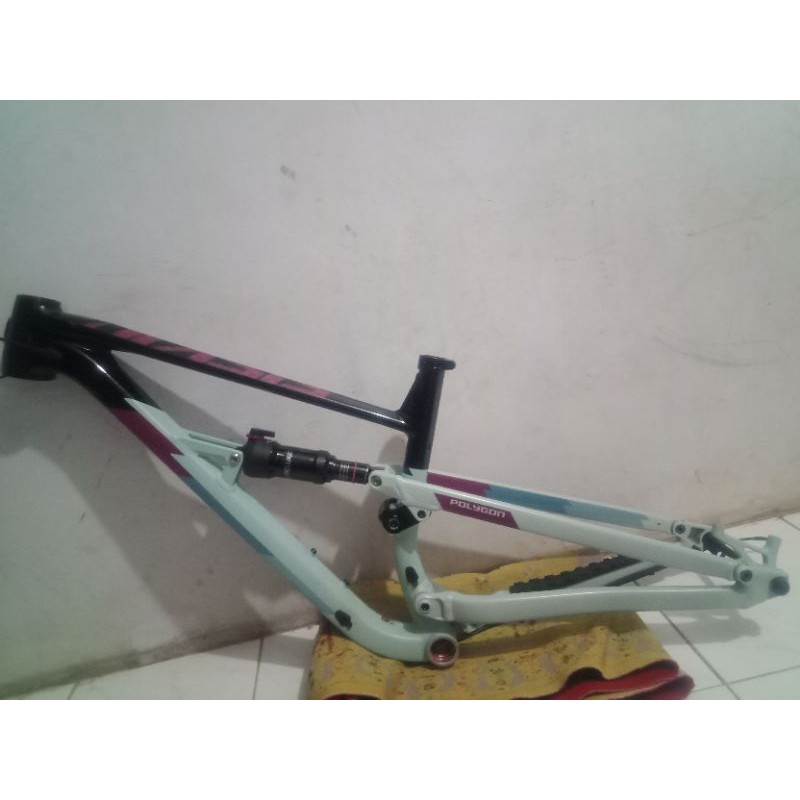 Frame polygon D7 2021 size S 27,5