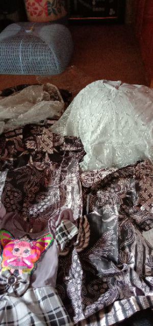 (termurah - Ori & Busui Ada Anak_6 Warna) Batik Couple Andhini Sarimbit Kebaya Modern - Bs073