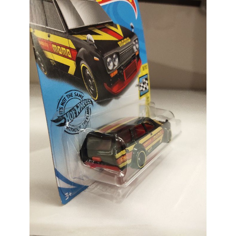 Hot Wheels Datsun Bluebird Wagon 510 Hitam Tampo Momo