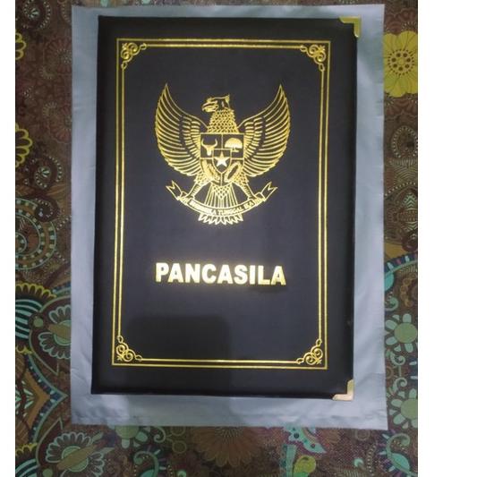 

Bagus Dipakai.. paket Map Upacara bahan kulit Sintetis dan slempang upacara//Harga Grosir