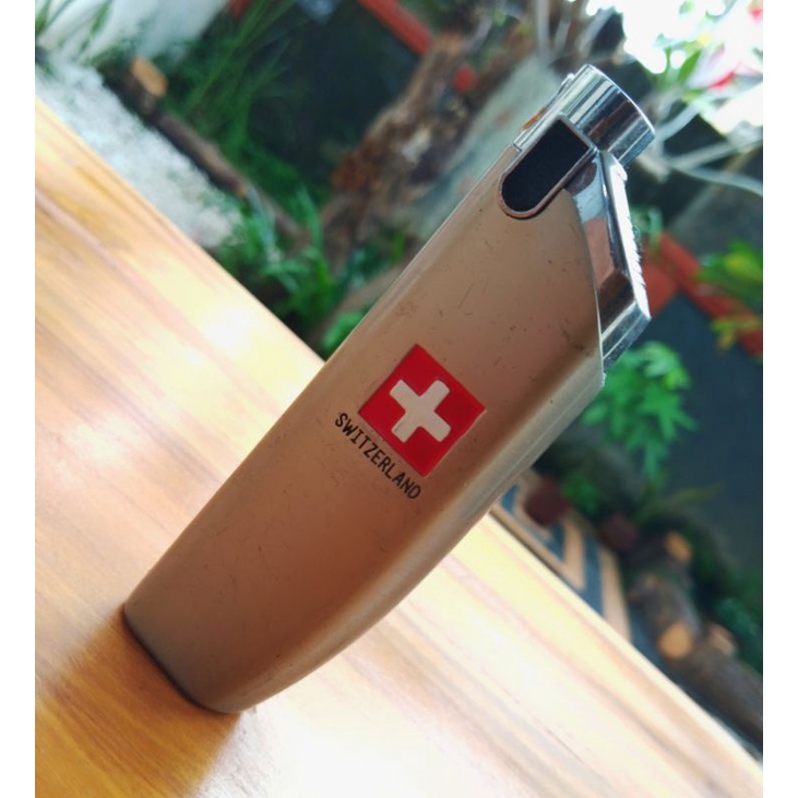 Vintage lighter switzerland.korek jadul, unik. korek. switzerland