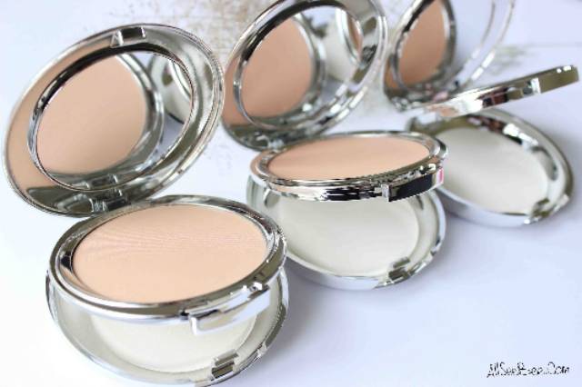 ULTIMA II DELICATE CREME POWDER MAKEUP