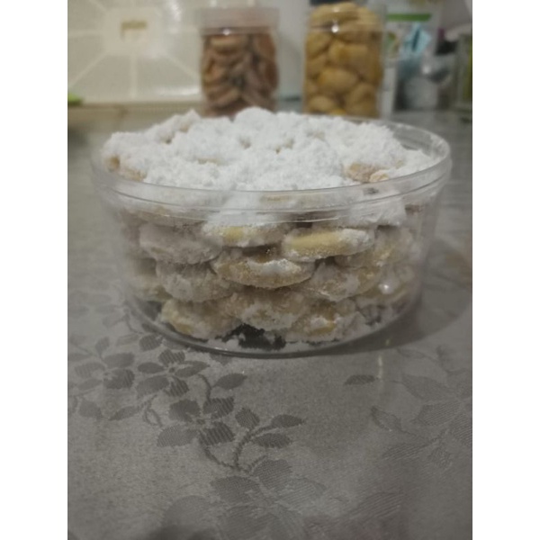 

kue salju
