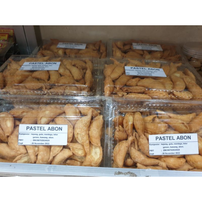 

Pastel abon. cemilan