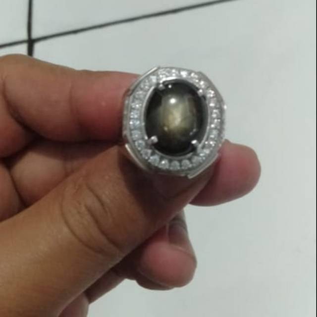 Natural black star saphire