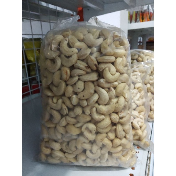 Kacang Mete Mentah 1kg Sri Rejeki Oleh-oleh Khas Palu