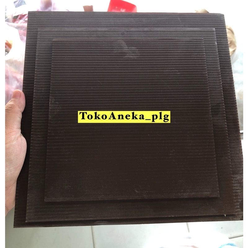 

Tatakan Kue Warna Coklat