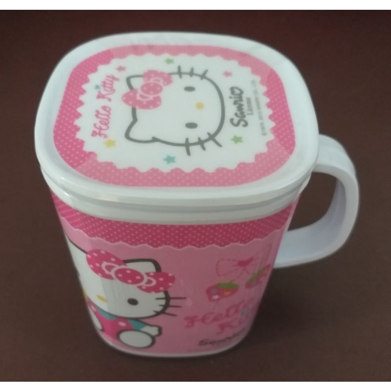 Mug + Tutup Melamin Vanda Hello Kitty