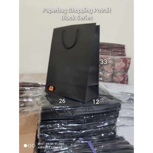 

Paperbag Baju Hitam (26*12*33)