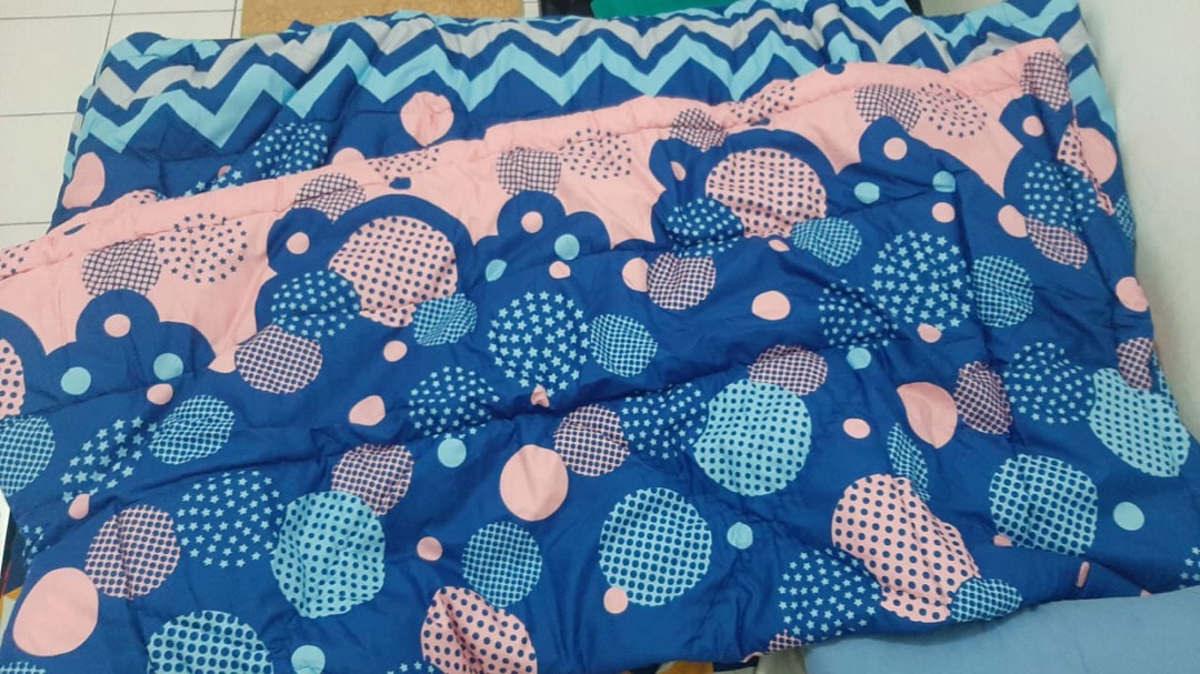 Monalisa Premium Bedcover 8oz Uk 180 T 20 (210 X 215 Cm) - Dewasa