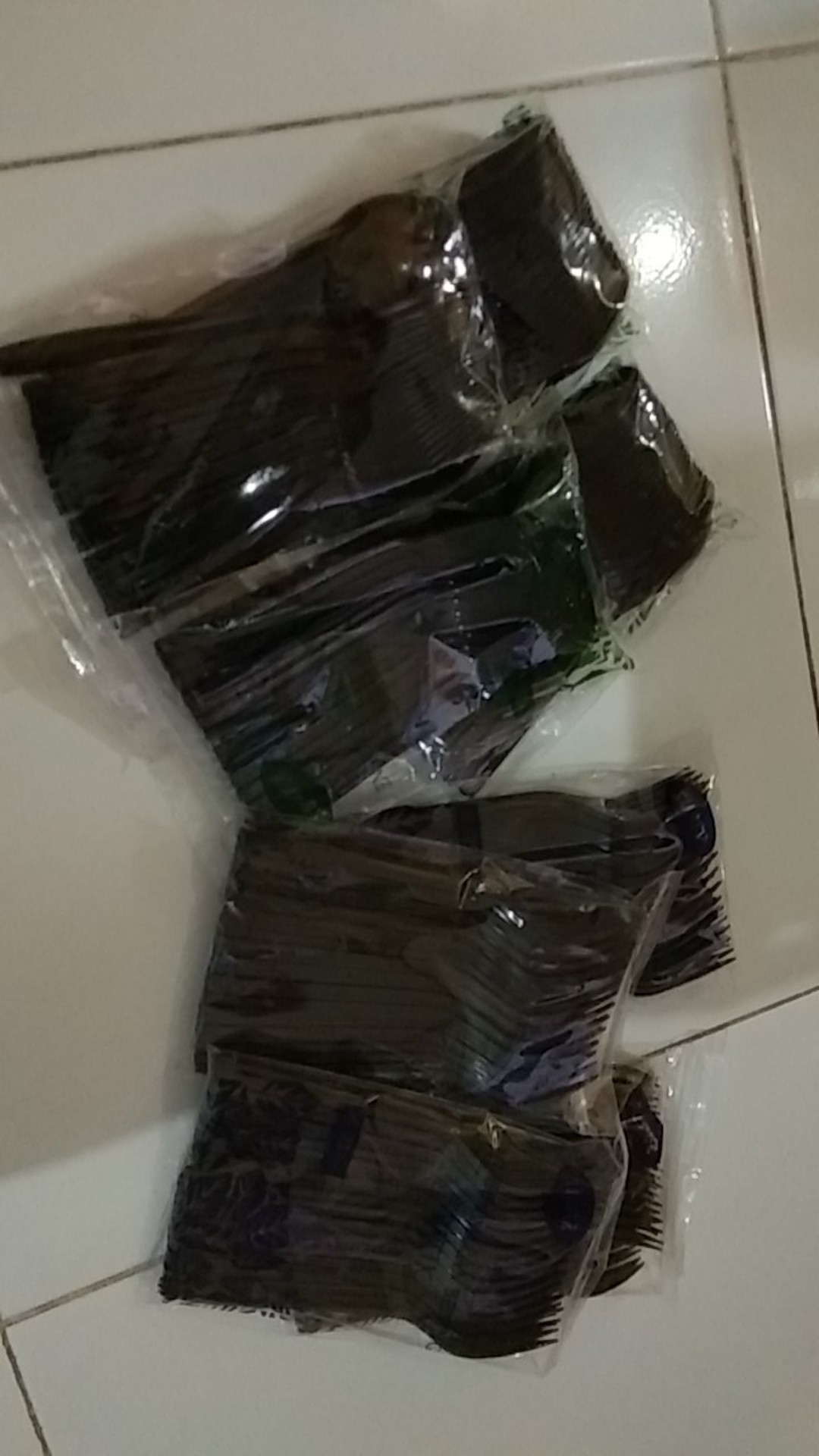 Garpu Makan Plastik Hitam 25 Pcs Motif Batik