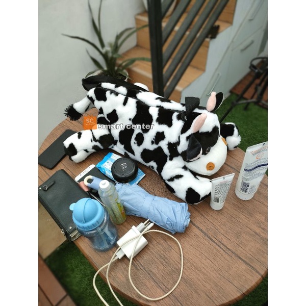 Tas Selempang BERUANG Merangkul / Tas Boneka Sapi/Tas Bulu / Tas Sapi Moo