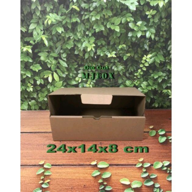 

kardus karton uk 24x14x8 cm... die cut kotak aksesoris dll, model box izza