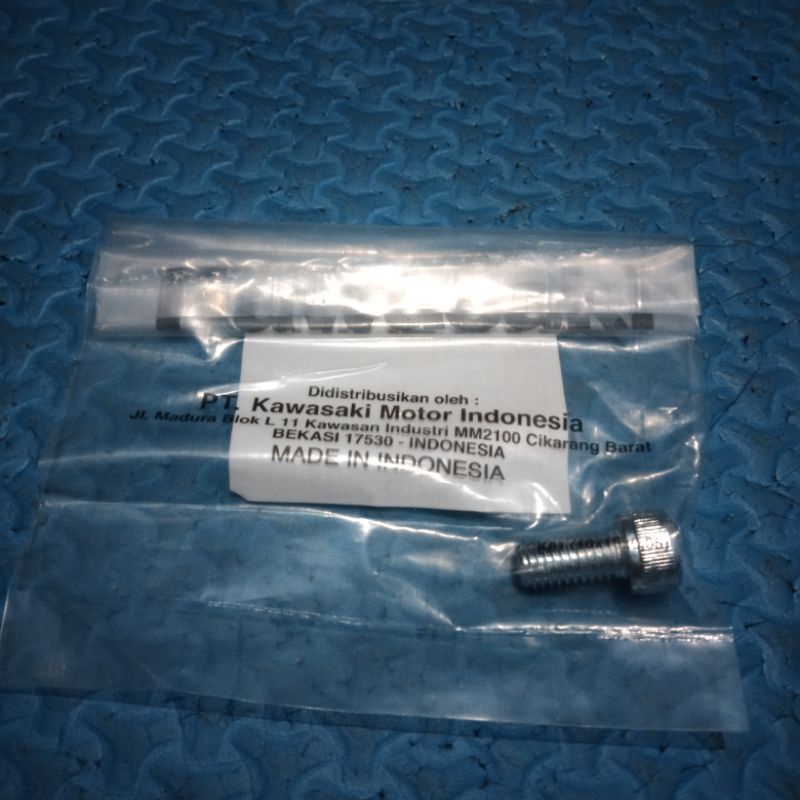 baut kaliper belakang klx 150 original Kawasaki 92154-4188