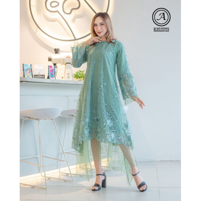 dress kintani kebaya natal - dress kebaya modern - dress kebaya pesta - dress kebaya mewah - dress k