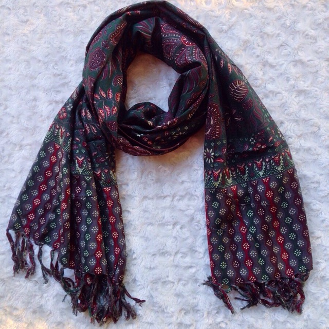 Omah Etnik Scarf Batik Syal Batik Balian Floral - Hijau Tua