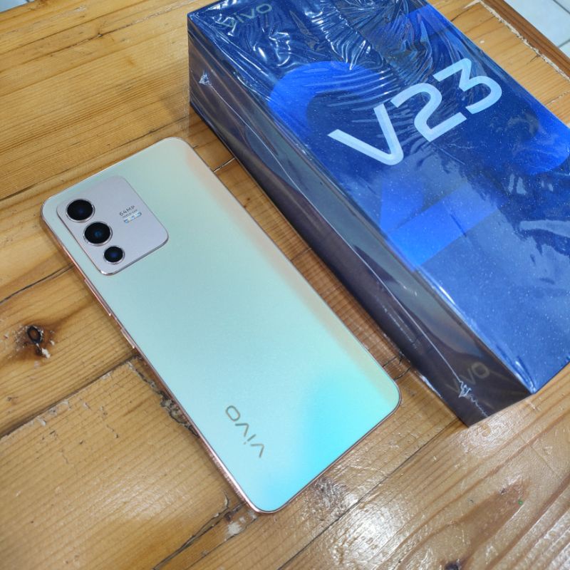Vivo V23 5G like new