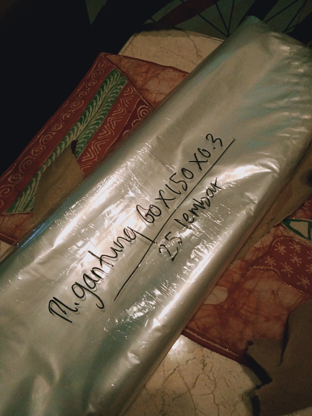 Plastik Gamis Dress Gaun Isi 25 Pcs Uk.60x150 Plastic Cover Display Laundry / Loundry Gantungan Baju