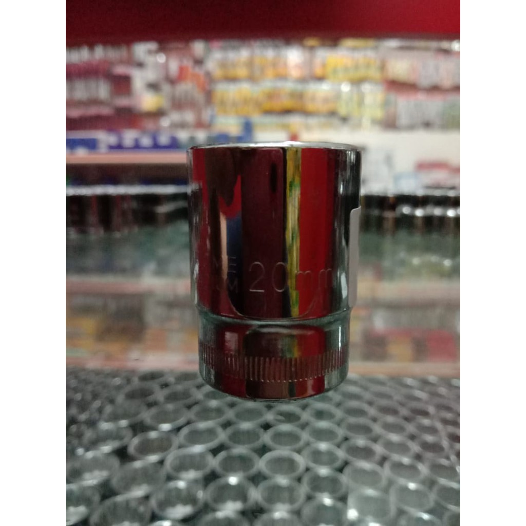 M10 1/2" DR SOCKET 6PT 20MM