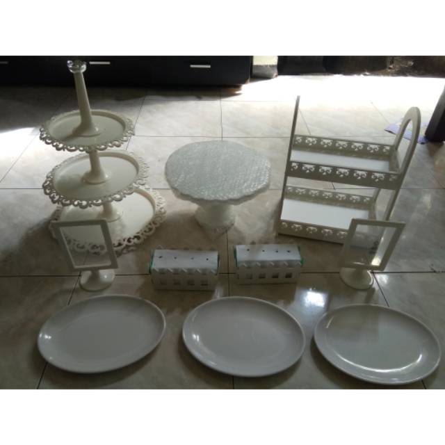 Dessert table