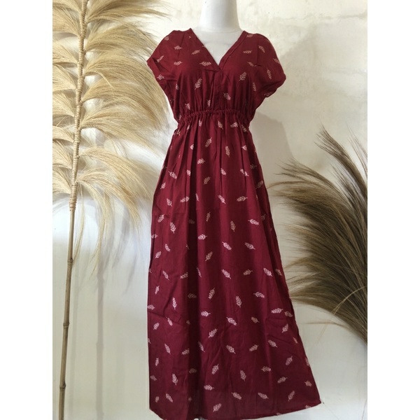 Dress Manohara Bali Panjang Mawar-Panicum Maron