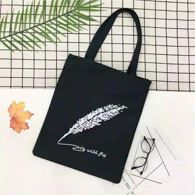 bisa cod totebag kpop / tote bag wanita / tas tote resleting / tas jinjing / tas motif / tas bahu wanita / tas sekolah  terlaris / tote rsleting / tas terlaris / godie bags / paper bags / top handle bags