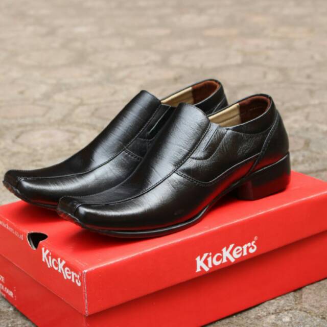 Sepatu Pantofel kickers ,Sepatu kickers ,sepatu kerja ,sepatu formal ,sepatu pria.