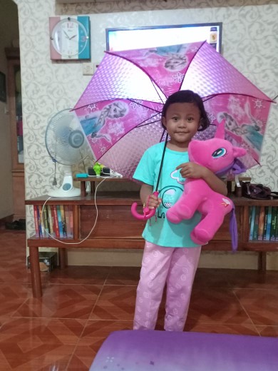 Payung Anak 8sisi Karakter Hologram - Buka Otomatis Merk Osaka