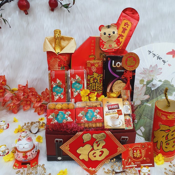 

Paket box dekorasi sakura hampers imlek cny parcel kado kue kering 7