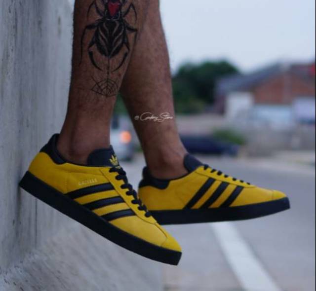 adidas yellow black gazelle