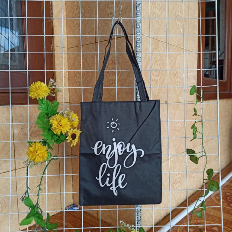 TOTEBAG HARIAN KEREN KECE