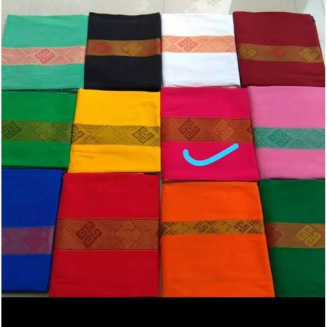 Dres tenun pamiring/paruki baju adat