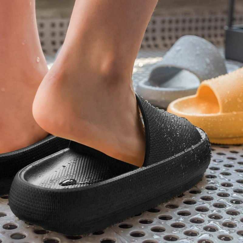 Rhodey Snugee Sandal Sendal Rumah Empuk Anti Slip Selip Slipper EVA Soft Unisex Sandal sendal Slip On Pria Wanita