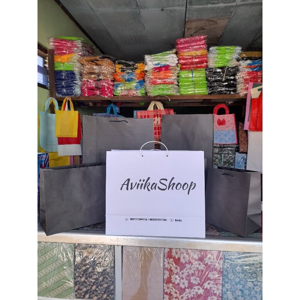 

Paperbag custom sablon Aviika
