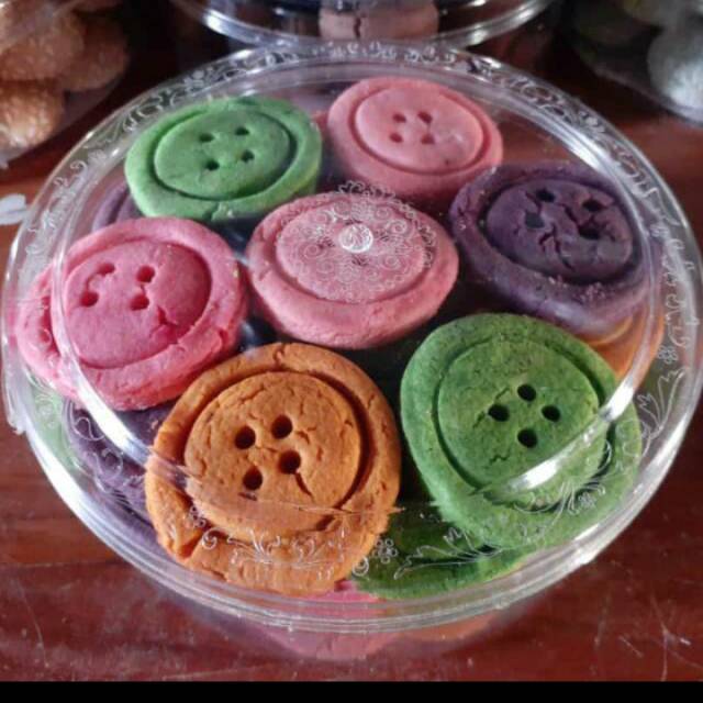 

Kue kancing 300gram 30.000
