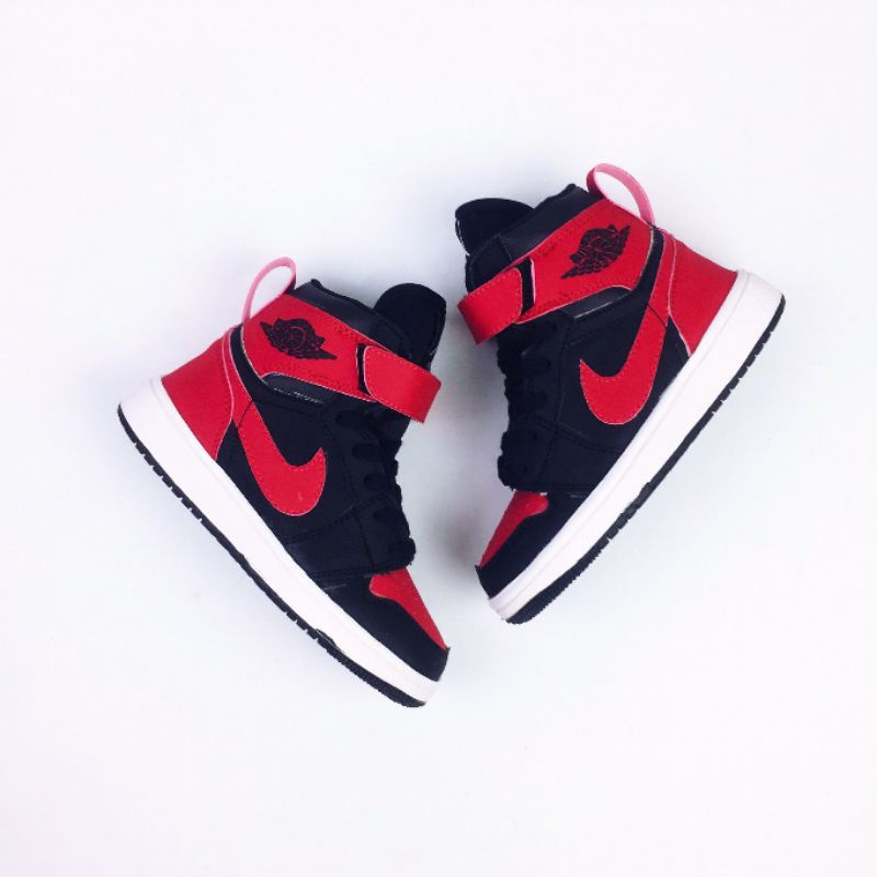 Sepatu Jordan 1 High Anak-Anak. Ukuran 30-35