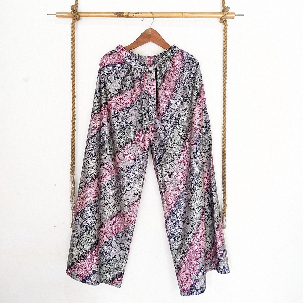 Celana Tidur Kulot Super Jumbo Bahan Rayon Big Size Wanita Premium Murah OOTD Celana Panjang Daily Cullote Tie Dye Shibori Kulot Panjang Wanita Pria XXL-Batik Bunga 2