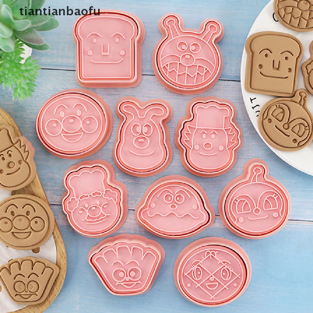 10 Pcs Cetakan Pemotong Kue Cookies Desain Run Kingdom Dessert