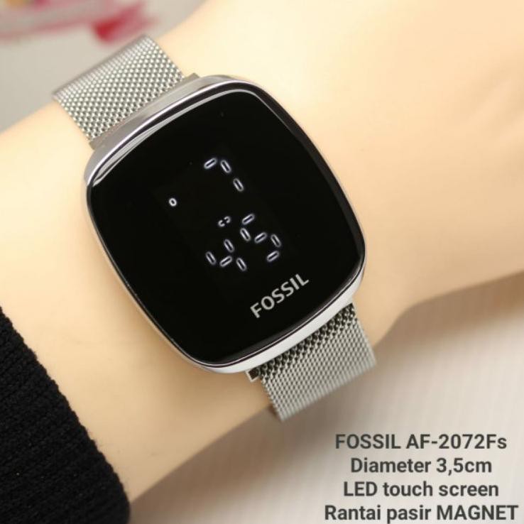 High Class JAM TANGNA WANITA IPHONE TOUCHSCREEN DIGITAL DIAMETER 3,2 CM - JAM TANGAN CEWEK →