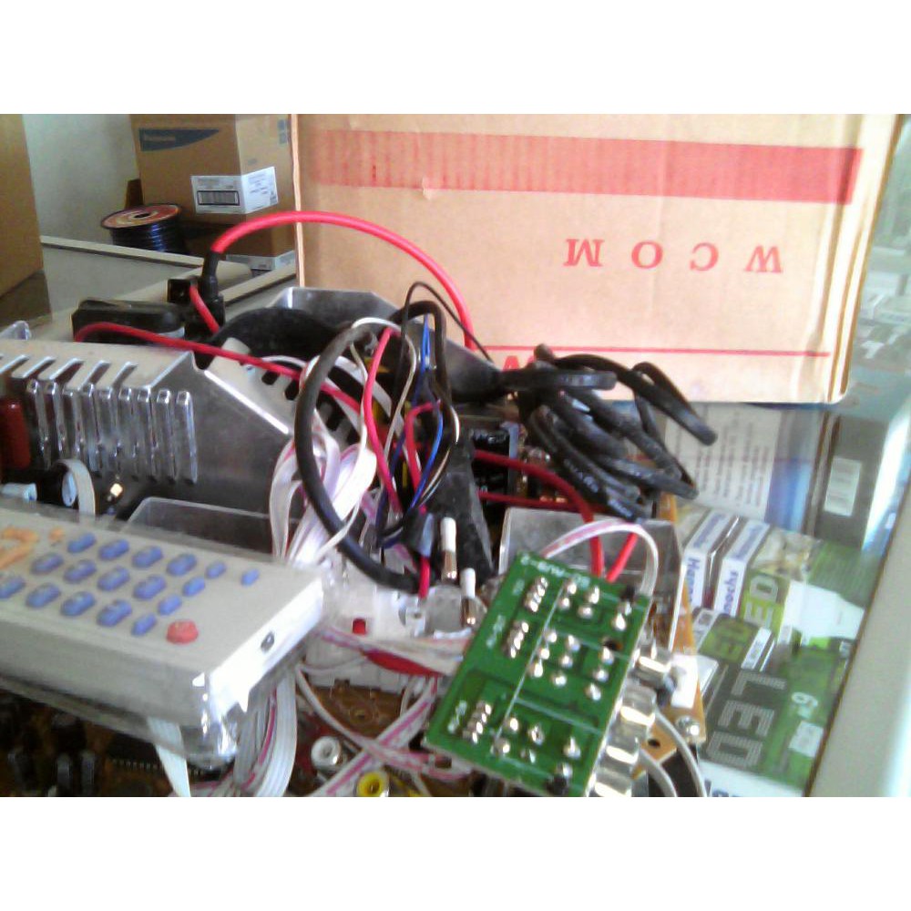 MESIN TV CHINA WCOM 21" BODY SLIM LAYAR BISA CEMBUNG BISA FLAT