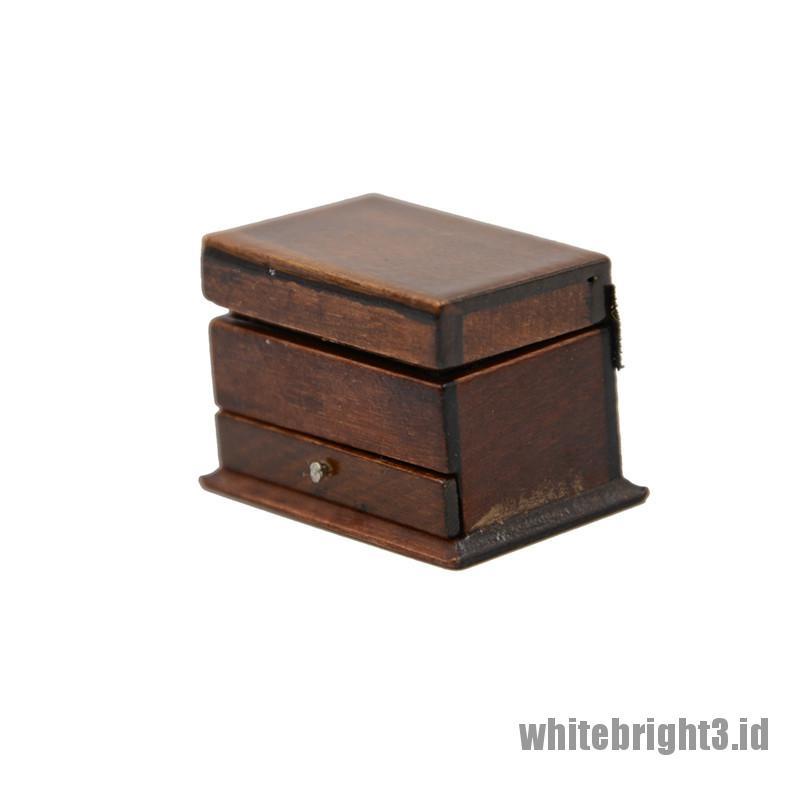 (white3) Mainan Miniatur Kotak Peralatan Menjahit Gaya Vintage Skala 1: 12 Untuk Rumah Boneka