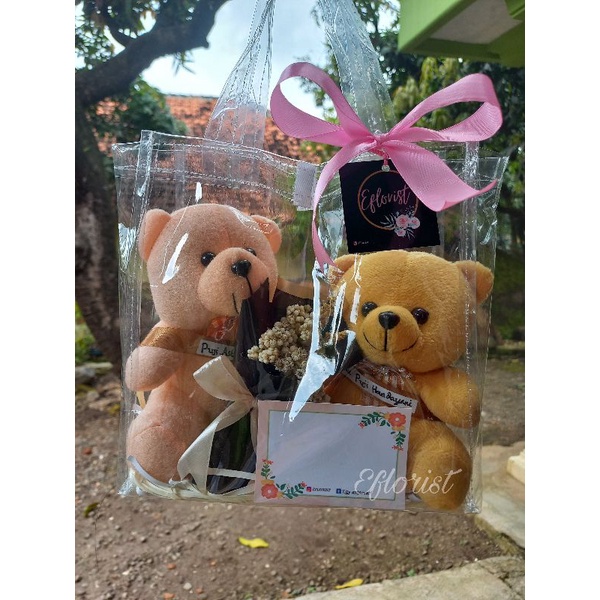 

hampers cute hampers wisuda gift wisuda