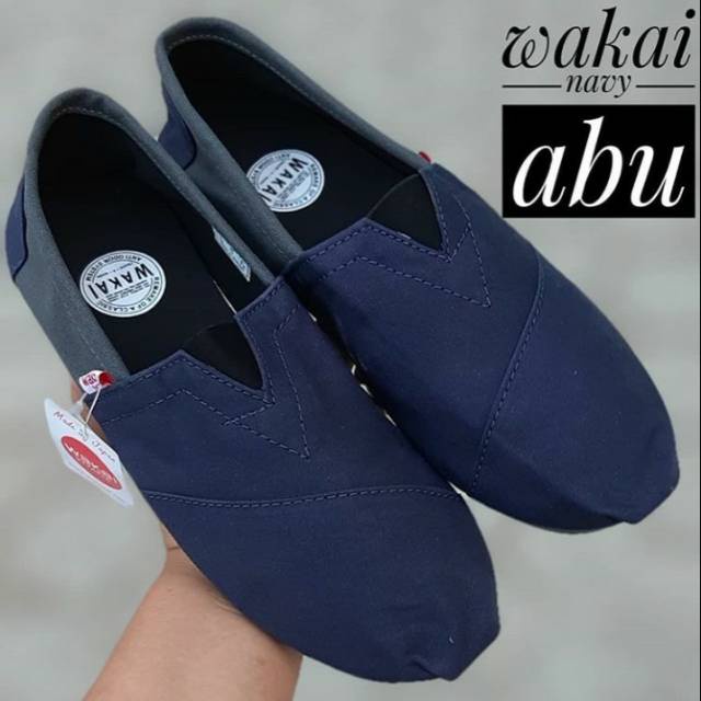 sepatu wakai slip on navy abu unisex 36-43